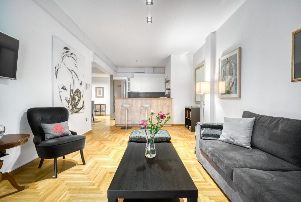 Delightful Stylish Two Bedroom Condo In Hip Area Of Central Athene Buitenkant foto